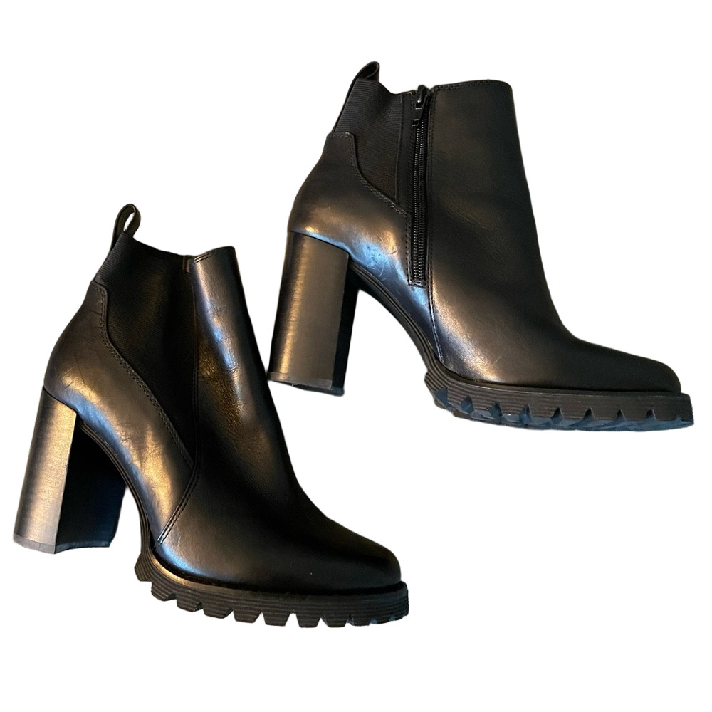 GIBSON LATIMER Leather Ankle Chelsea Boot Design, Women’s 9M, Black